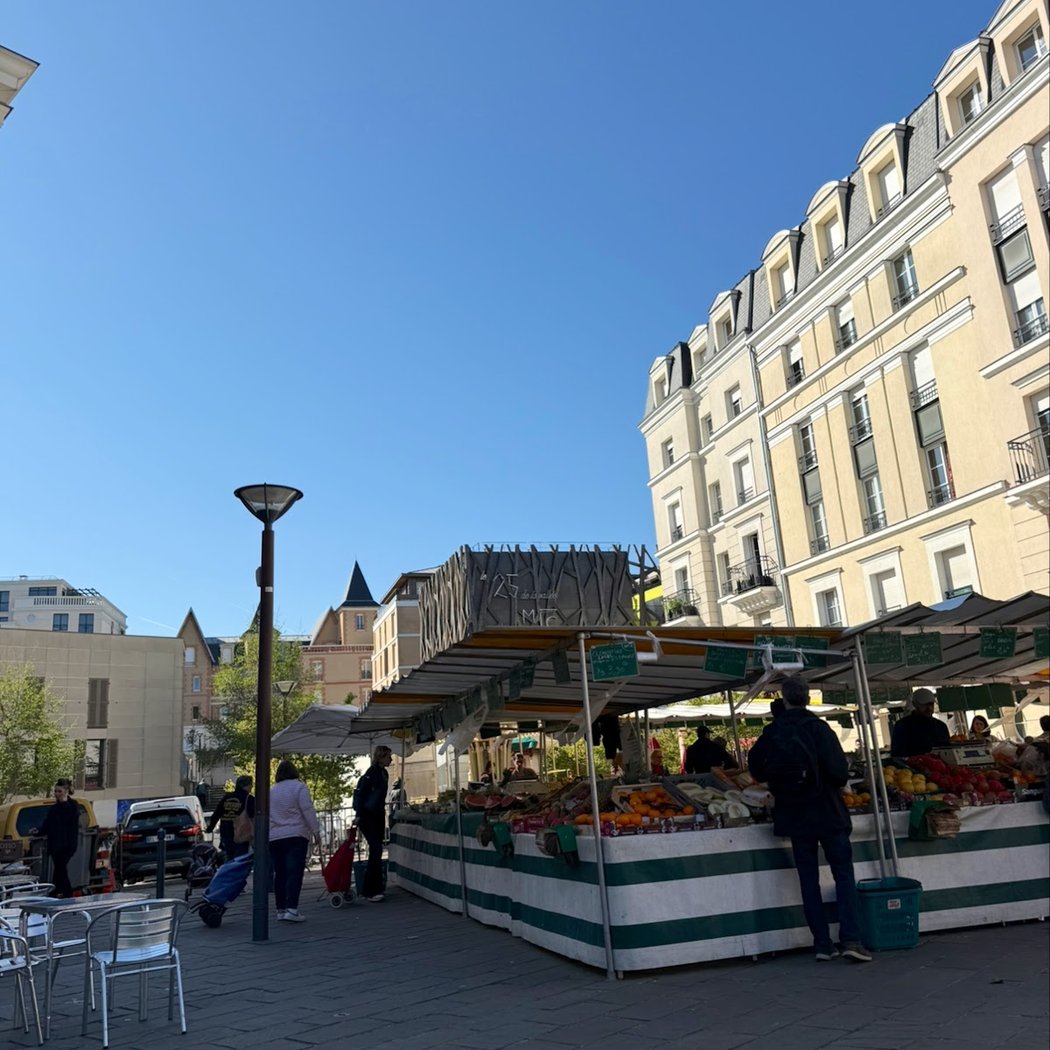 Place de marché 3